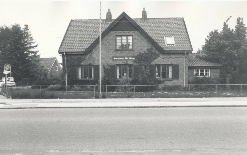 Hørsholm Lille Skole på hjørnet af Rungstedvej og Selmersvej 1974 - 1976
