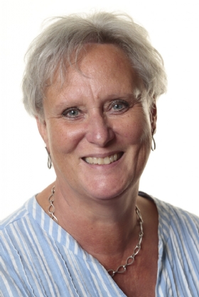 Bente Holm